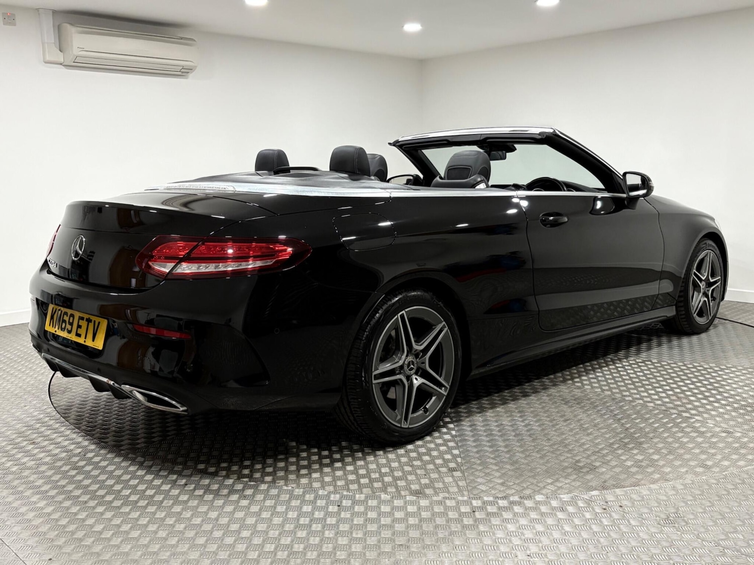 Used Mercedes-Benz C Class 2019 for sale - 77021340: Photo 3