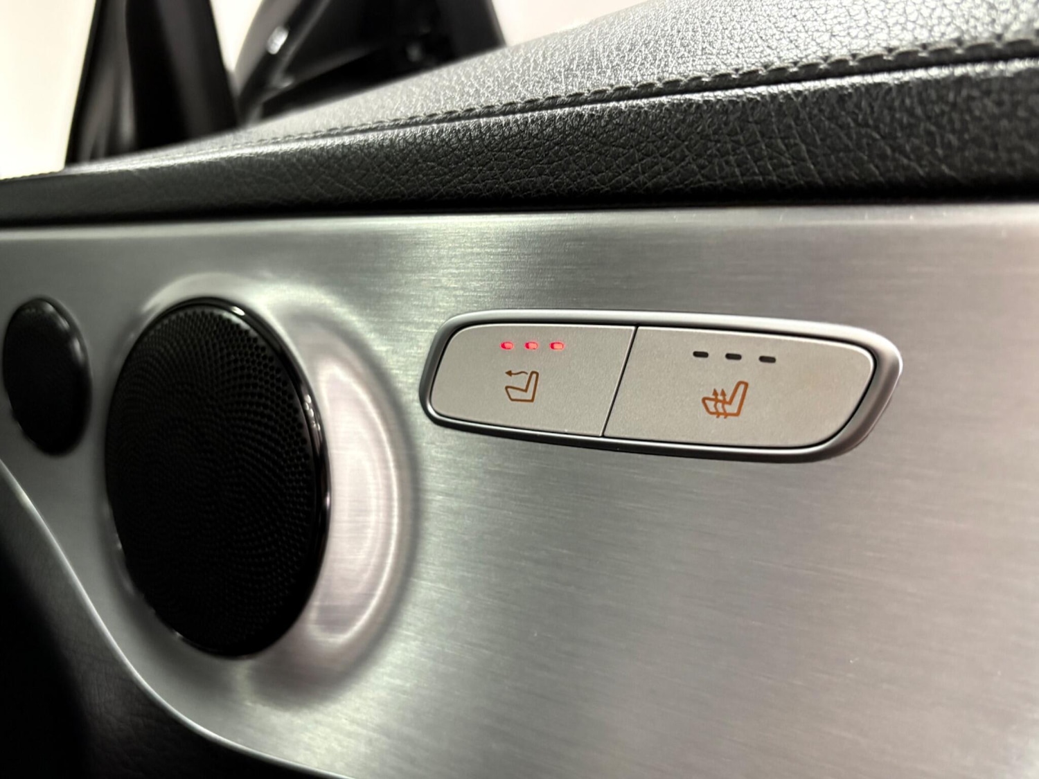 Used Mercedes-Benz C Class 2019 for sale - 77021340: Photo 38