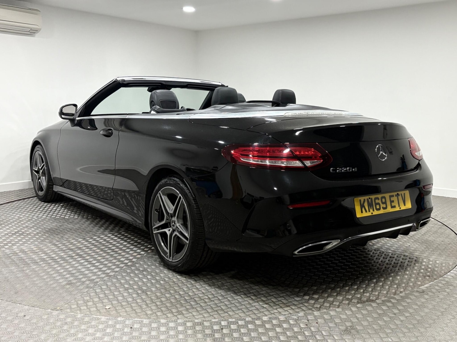 Used Mercedes-Benz C Class 2019 for sale - 77021340: Photo 5