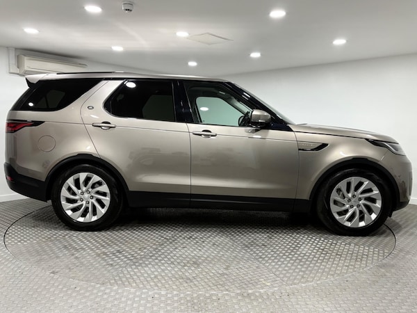 Used Land Rover Discovery 2022 for sale - 74777300: Photo 2