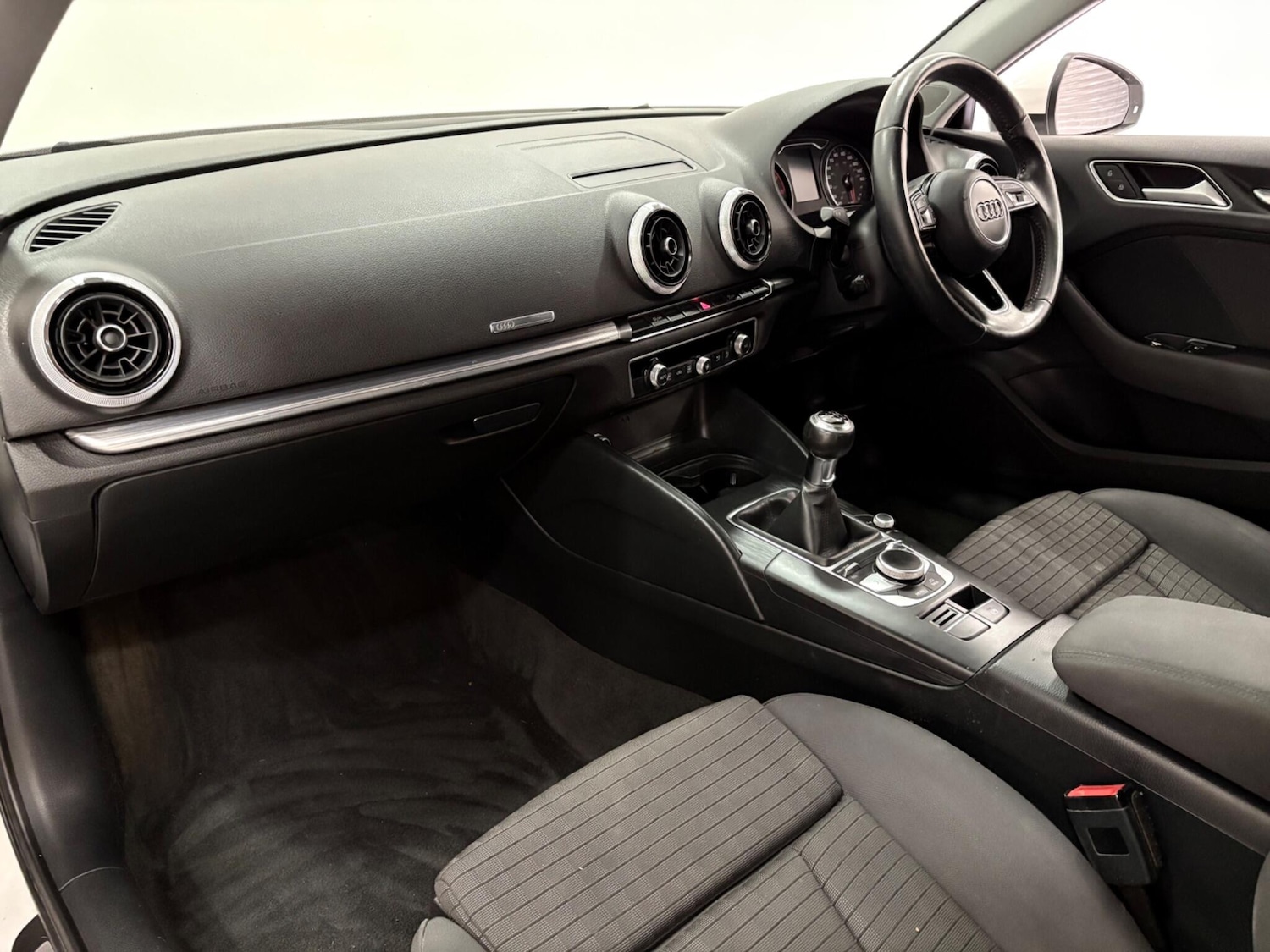 Used Audi A3 2016 for sale - 76094664: Photo 10