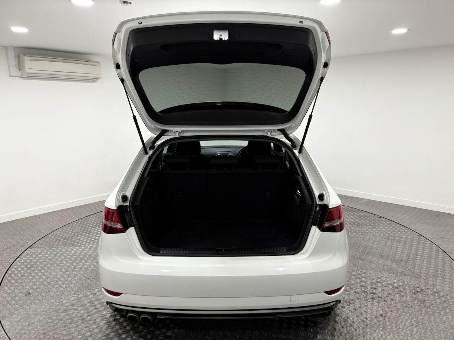 Used Audi A3 2016 for sale - 76094664: Photo 36