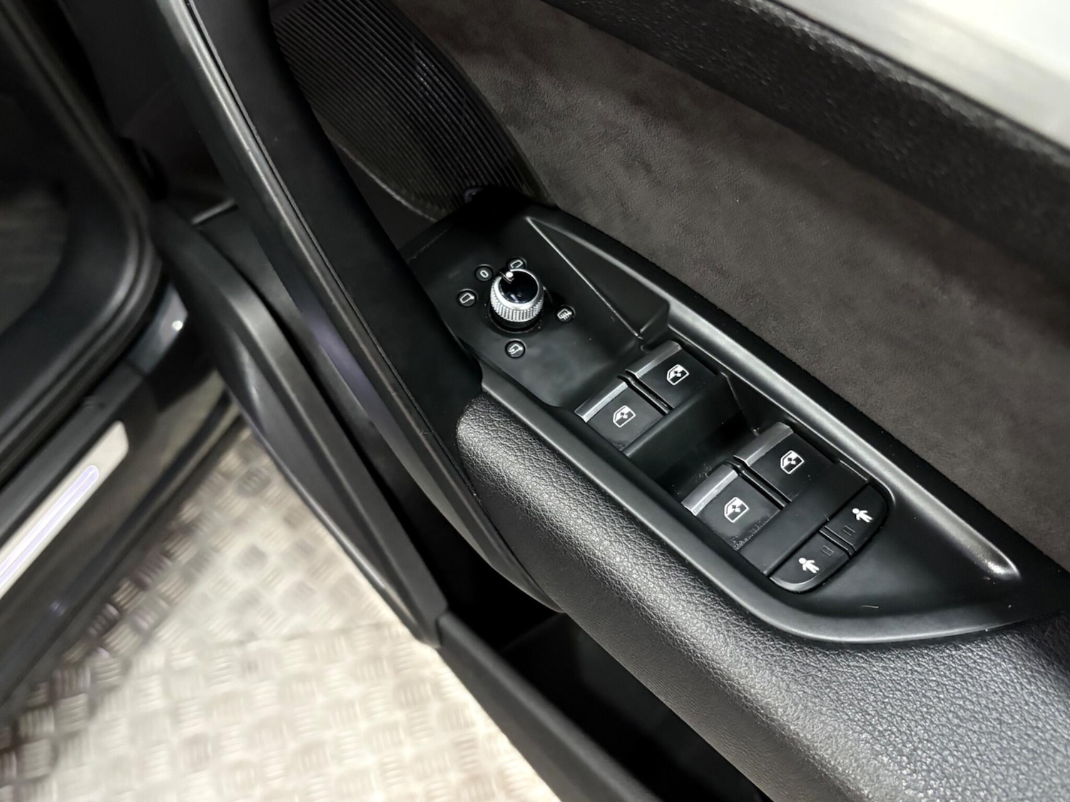 Used Audi Q5 2017 for sale - 77020831: Photo 39