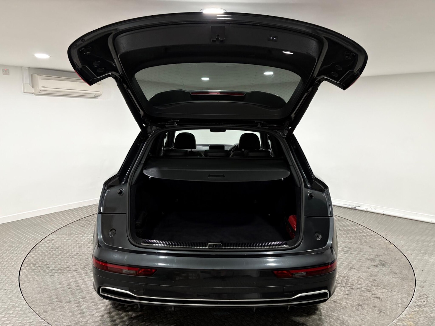 Used Audi Q5 2017 for sale - 77020831: Photo 46