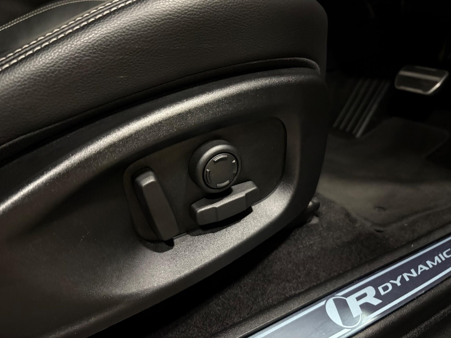 Used Jaguar E-Pace 2024 for sale - 77376937: Photo 13