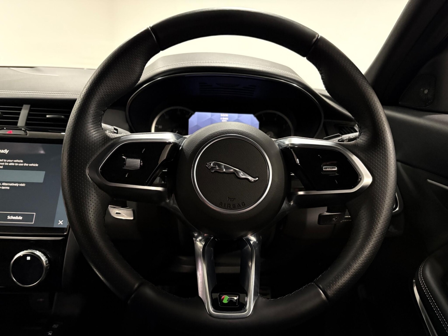 Used Jaguar E-Pace 2024 for sale - 77376937: Photo 14