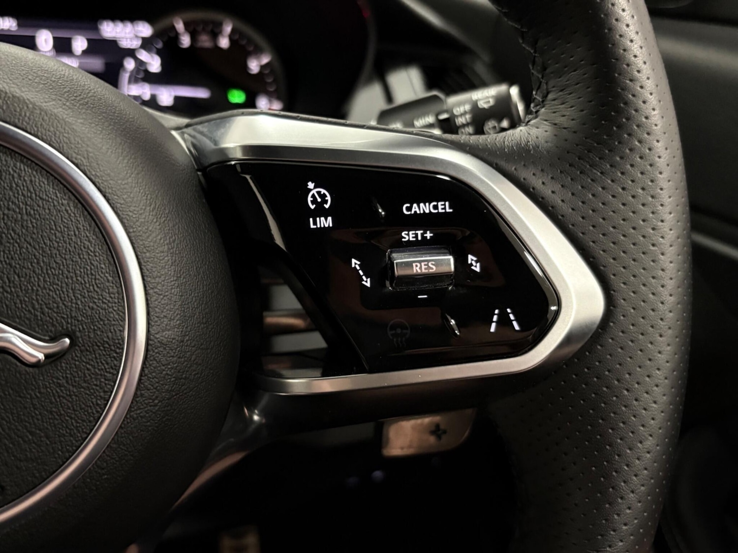 Used Jaguar E-Pace 2024 for sale - 77376937: Photo 19