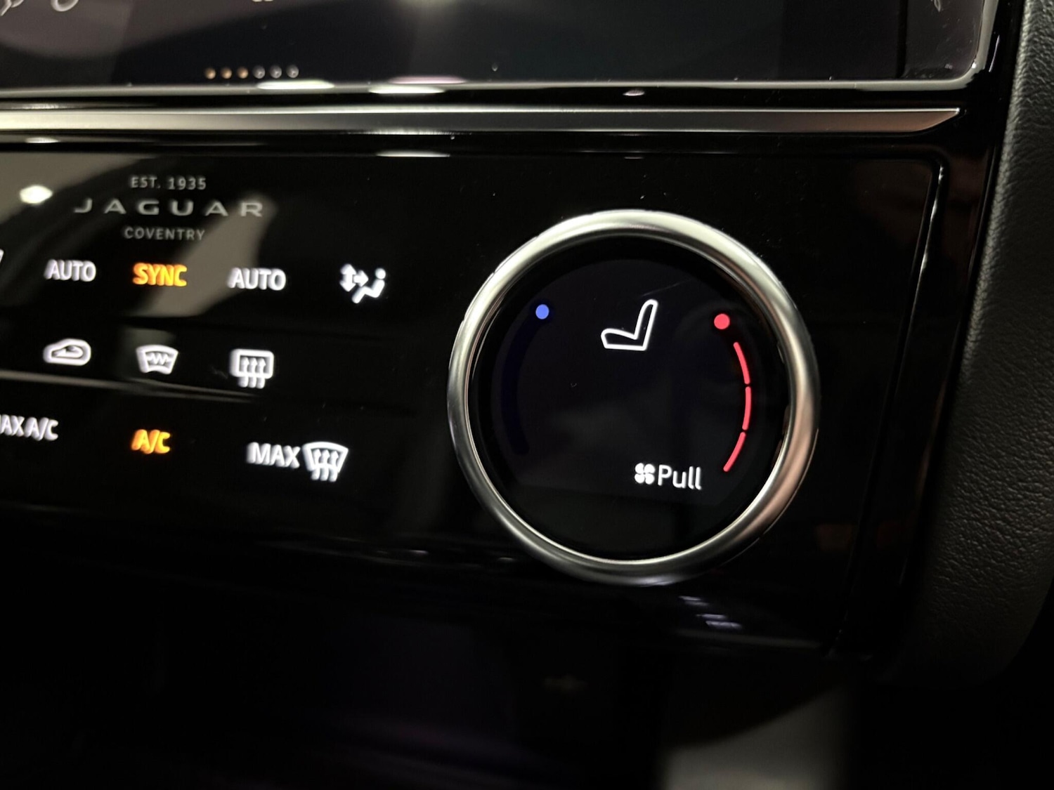 Used Jaguar E-Pace 2024 for sale - 77376937: Photo 37