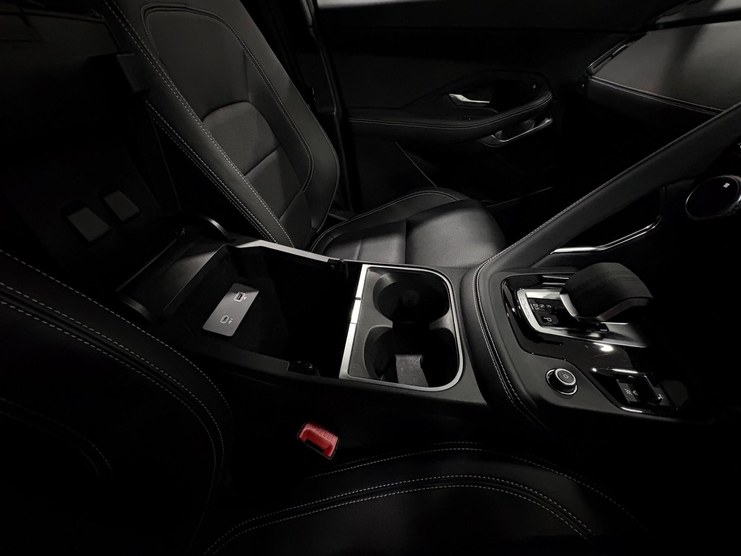 Used Jaguar E-Pace 2024 for sale - 77376937: Photo 38