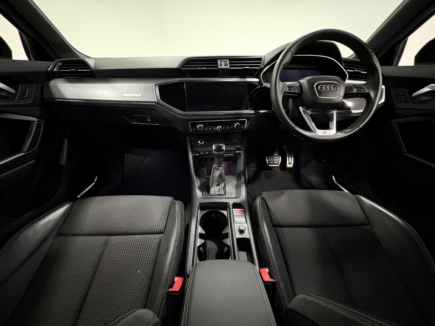 Used Audi Q3 2019 for sale - 77021367: Photo 10