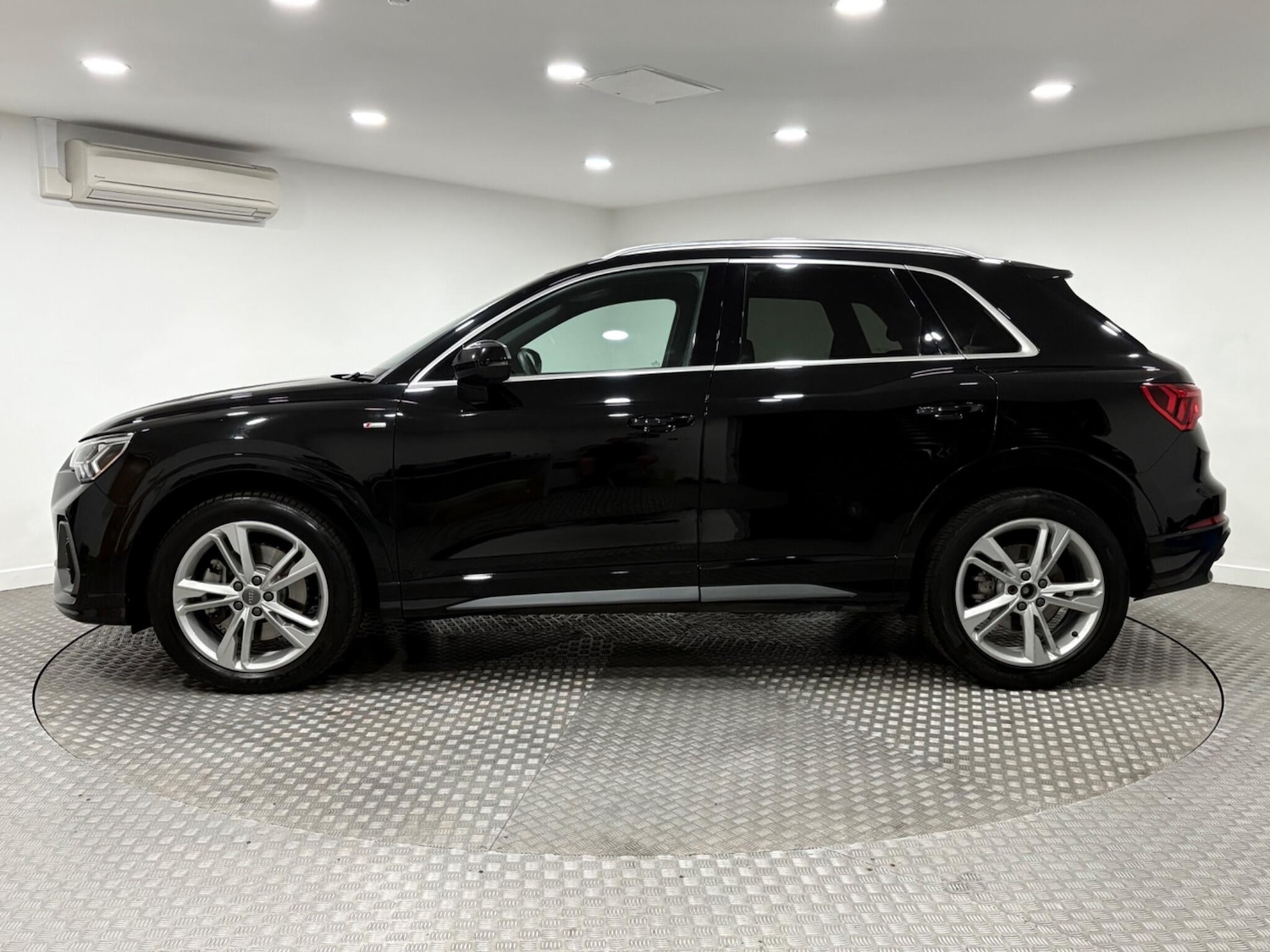 Used Audi Q3 2019 for sale - 77021367: Photo 6