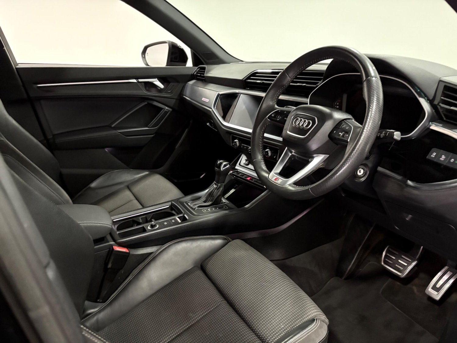 Used Audi Q3 2019 for sale - 77021367: Photo 9