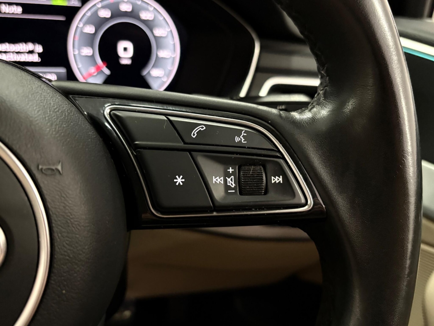 Used Audi A4 Avant 2021 for sale - 77020834: Photo 19