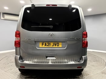 Used Toyota PROACE CITY Verso 2021 for sale - 78428945: Photo