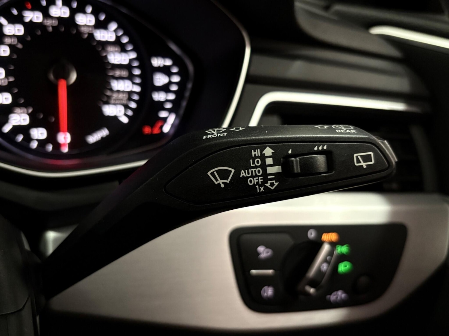 Used Audi A4 Avant 2019 for sale - 76295757: Photo 20