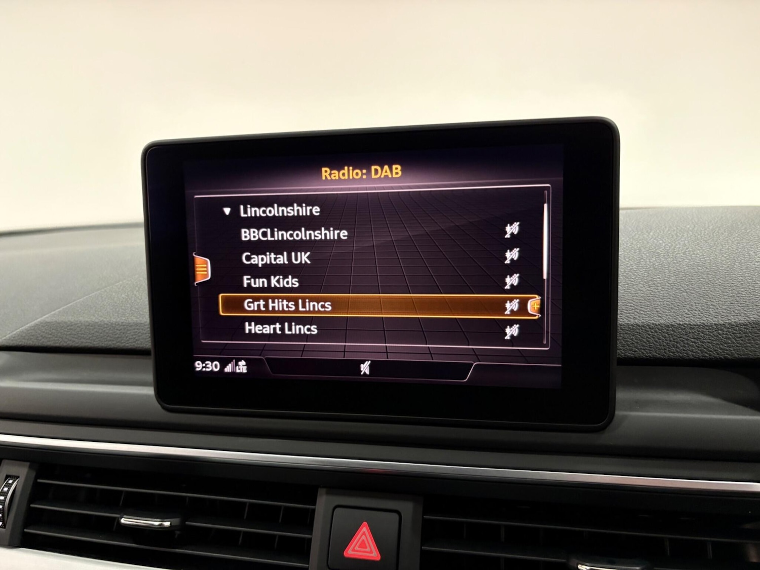 Used Audi A4 Avant 2019 for sale - 76295757: Photo 22