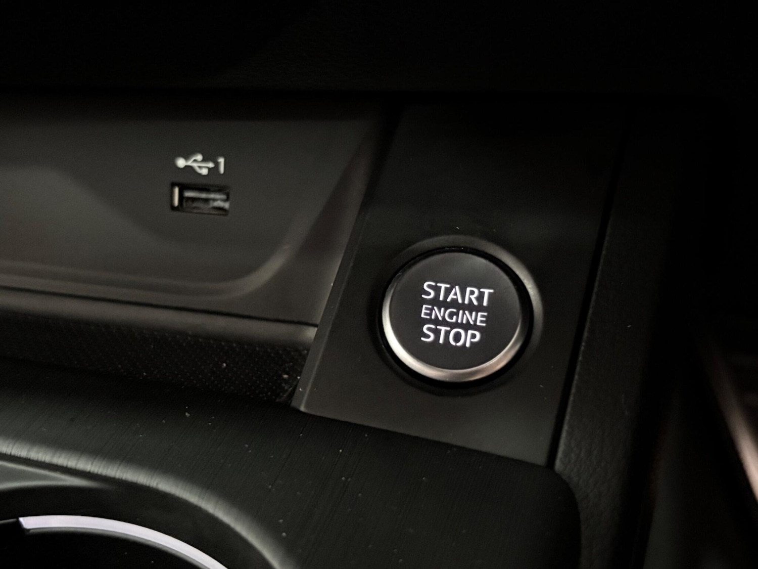 Used Audi A4 Avant 2019 for sale - 76295757: Photo 32