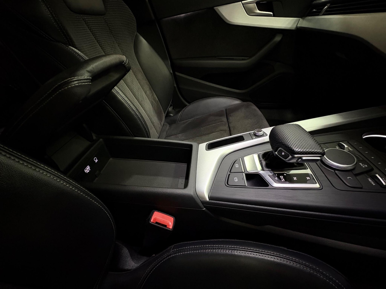 Used Audi A4 Avant 2019 for sale - 76295757: Photo 35