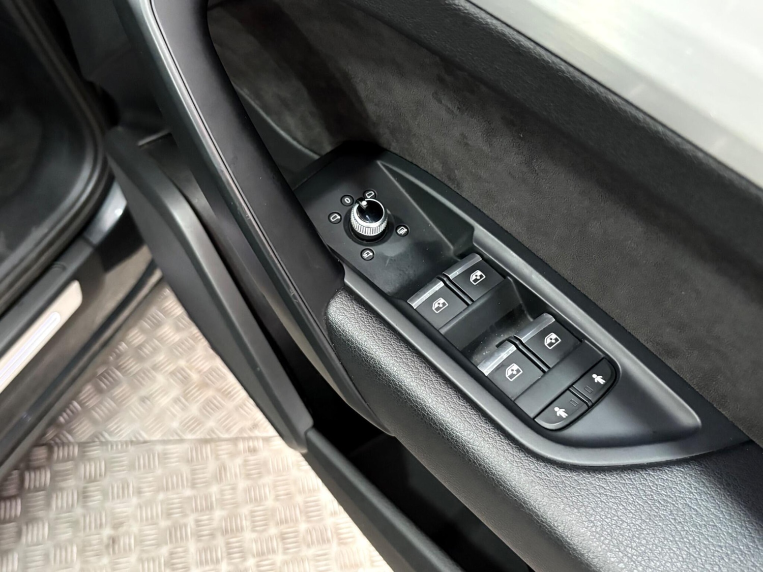 Used Audi Q5 2018 for sale - 77625067: Photo 37