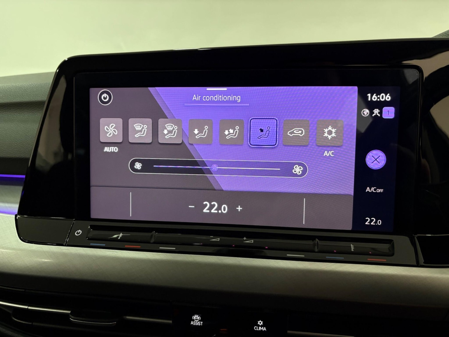 Used Volkswagen Golf 2021 for sale - 76360271: Photo 32