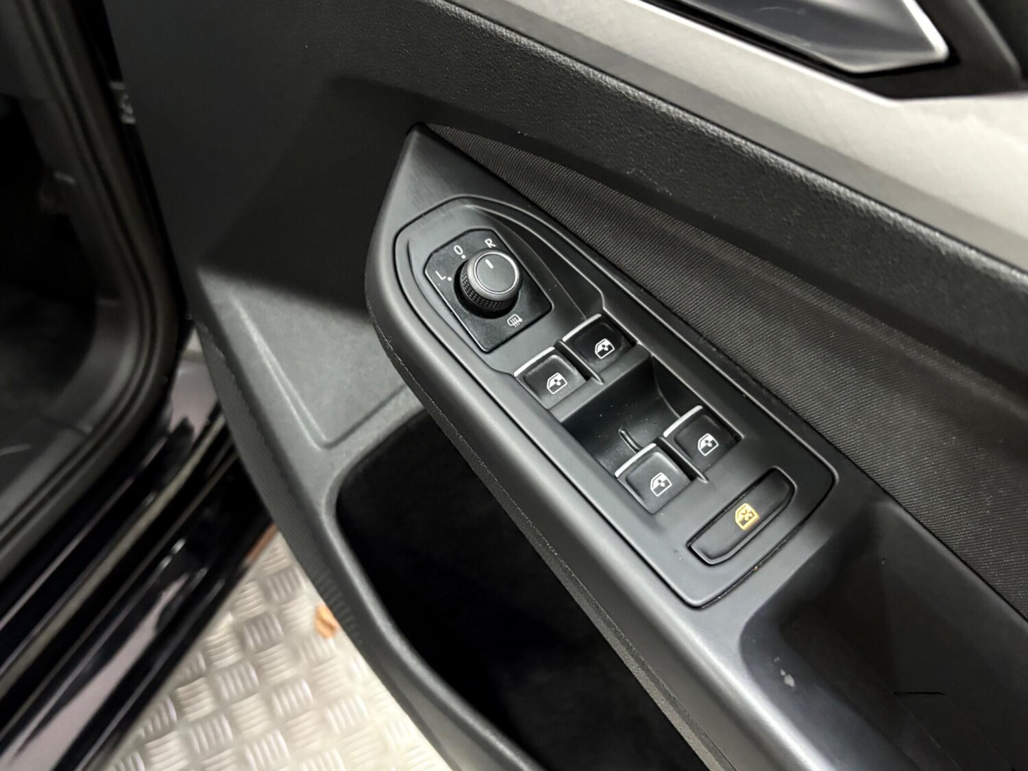 Used Volkswagen Golf 2021 for sale - 76360271: Photo 38