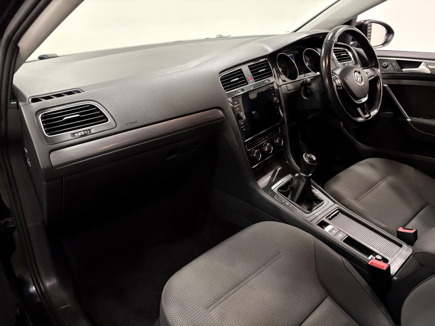 Used Volkswagen Golf 2018 for sale - 77410844: Photo 11