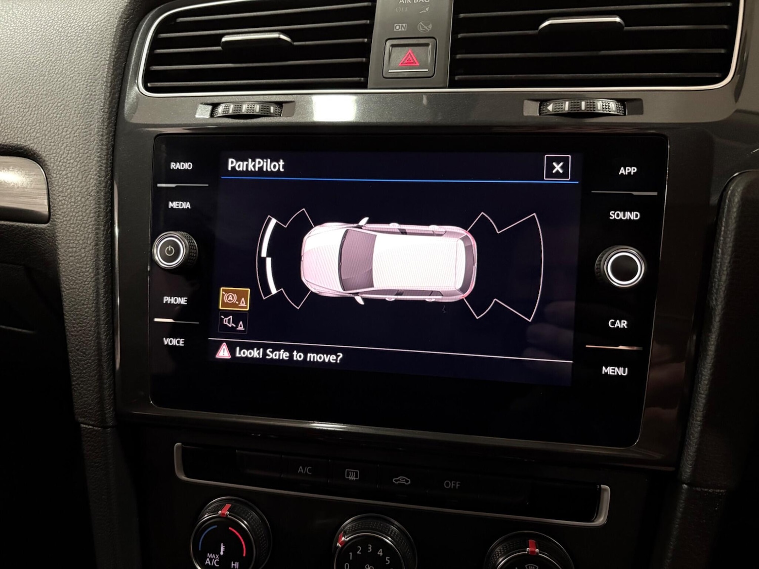 Used Volkswagen Golf 2018 for sale - 77410844: Photo 26