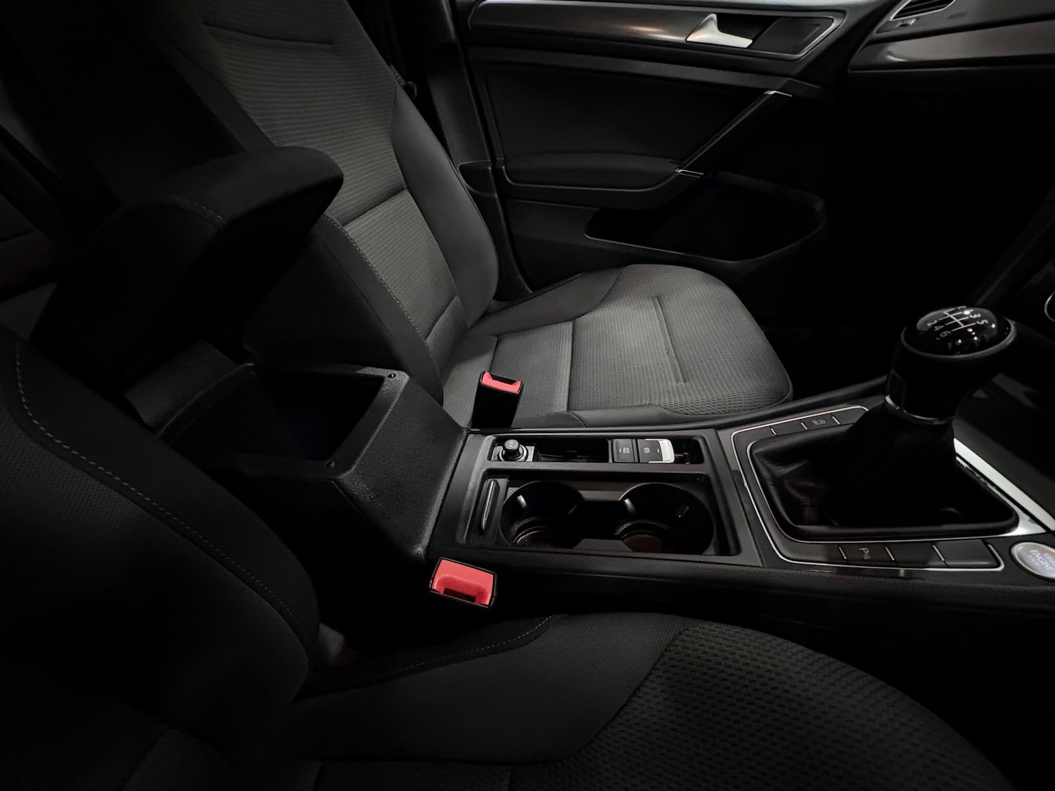 Used Volkswagen Golf 2018 for sale - 77410844: Photo 31