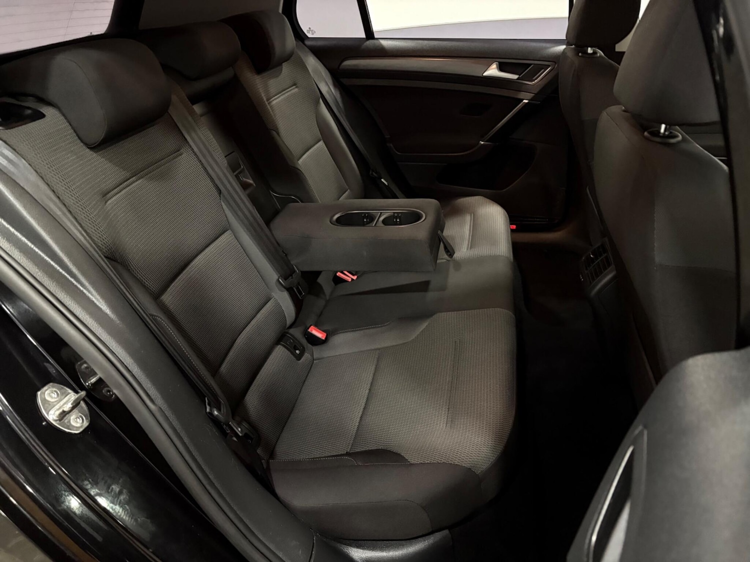 Used Volkswagen Golf 2018 for sale - 77410844: Photo 35