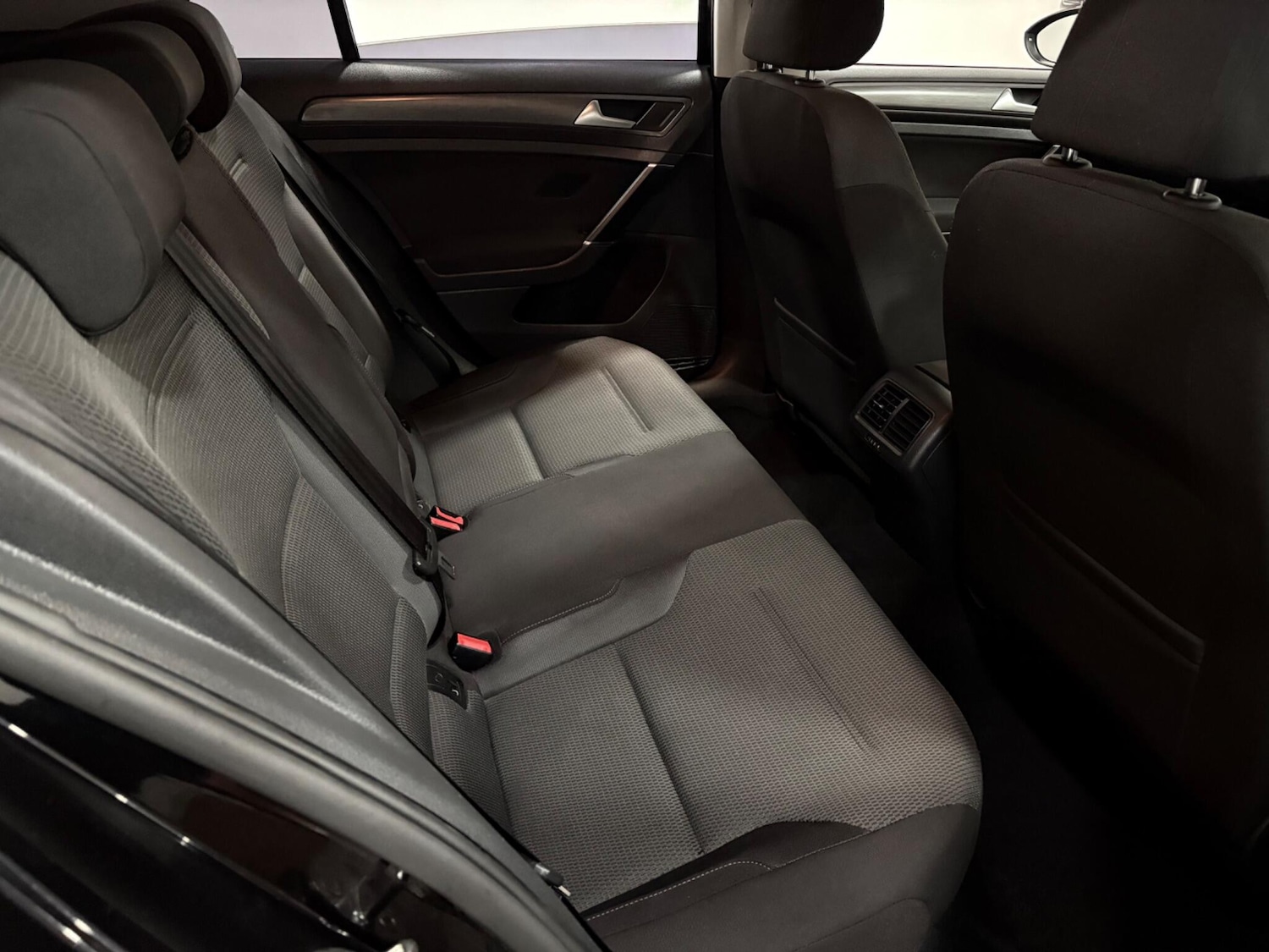 Used Volkswagen Golf 2018 for sale - 77410844: Photo 36