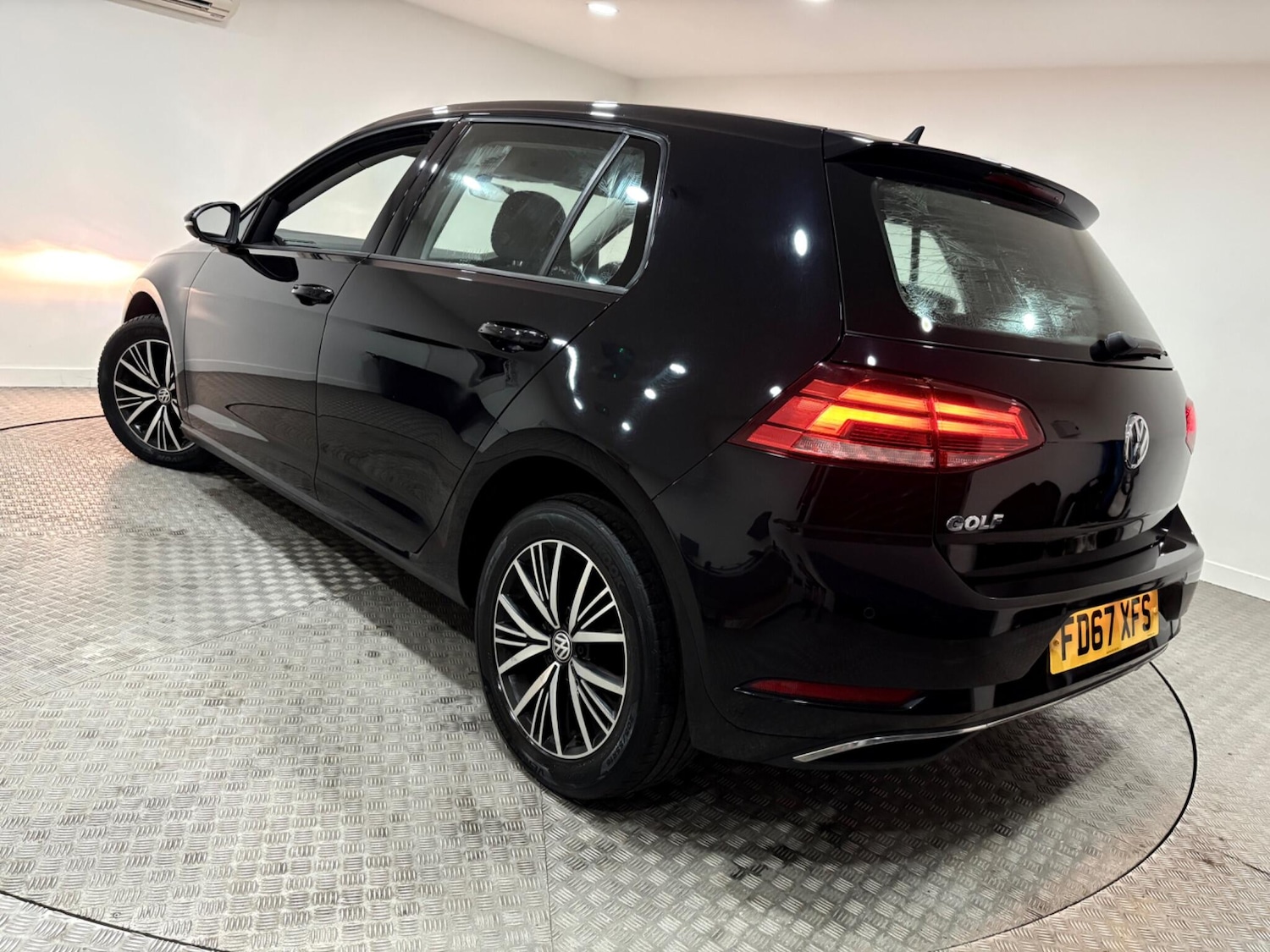 Used Volkswagen Golf 2018 for sale - 77410844: Photo 43