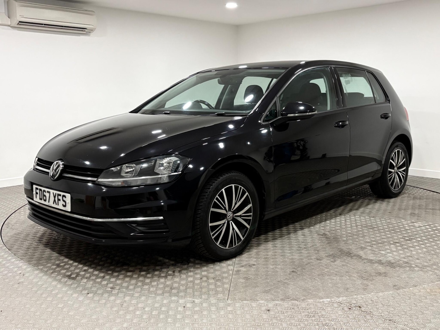 Used Volkswagen Golf 2018 for sale - 77410844: Photo 7
