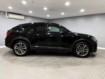 Used Audi Q3 2023 for sale - 79441406: Photo