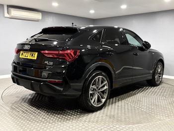 Used Audi Q3 2023 for sale - 79441406: Photo
