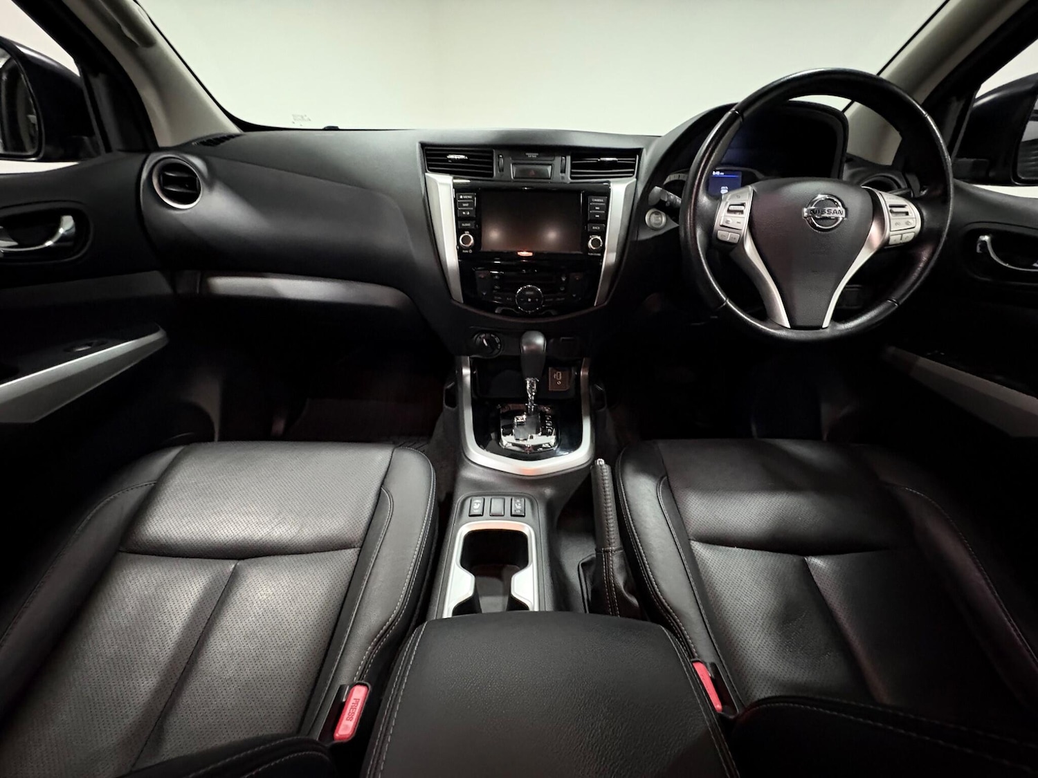 Used Nissan Navara 2021 for sale - 77468414: Photo 10