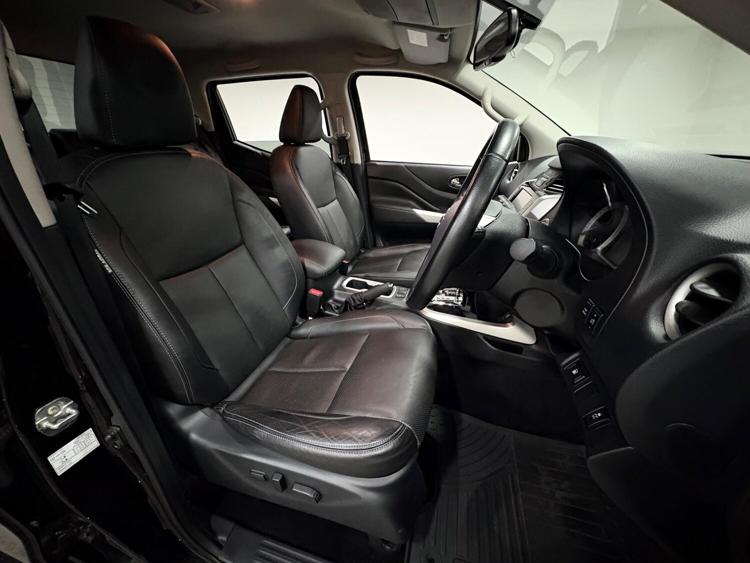 Used Nissan Navara 2021 for sale - 77468414: Photo 12