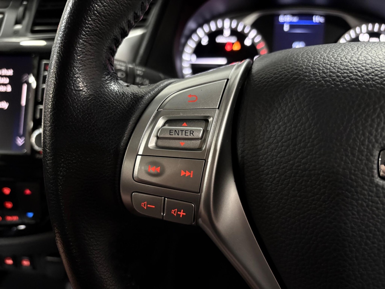 Used Nissan Navara 2021 for sale - 77468414: Photo 17