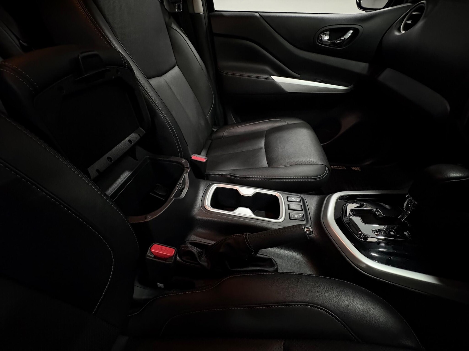 Used Nissan Navara 2021 for sale - 77468414: Photo 38