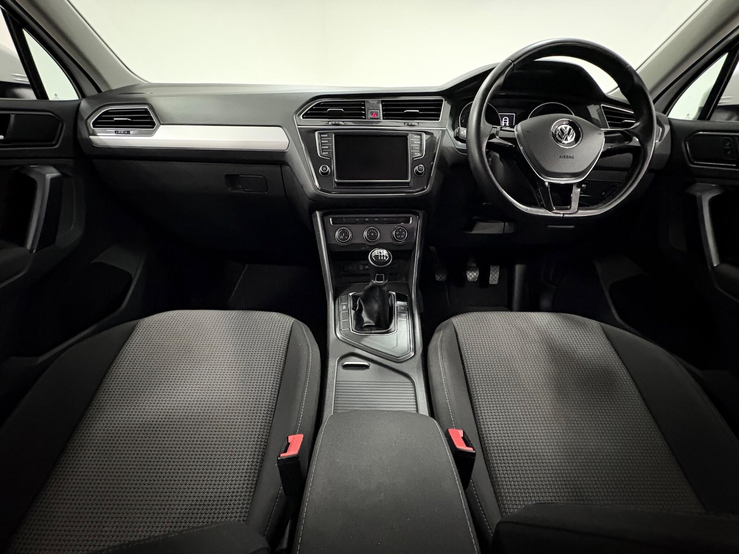 Used Volkswagen Tiguan 2016 for sale - 77021239: Photo 10