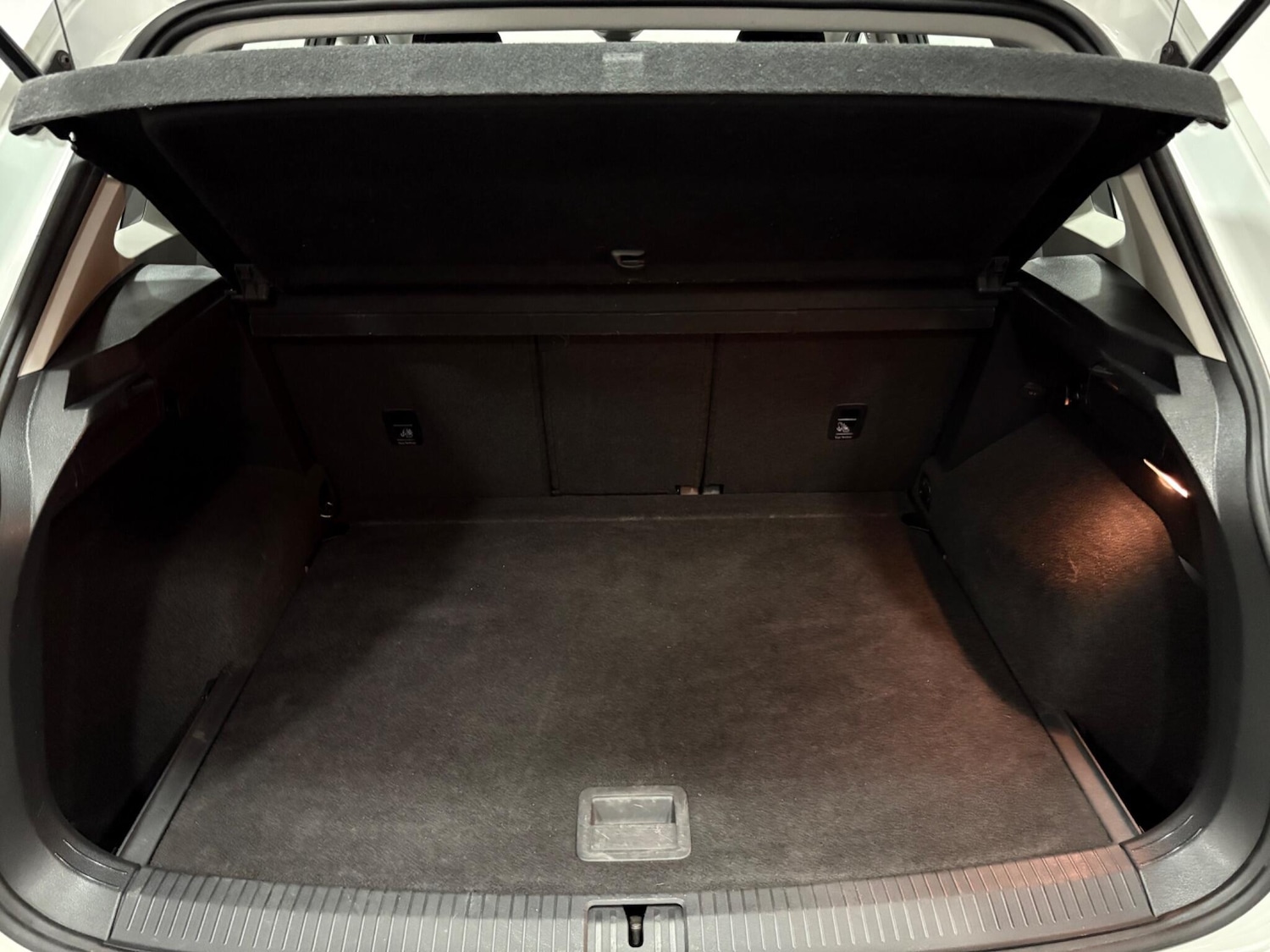 Used Volkswagen Tiguan 2016 for sale - 77021239: Photo 38