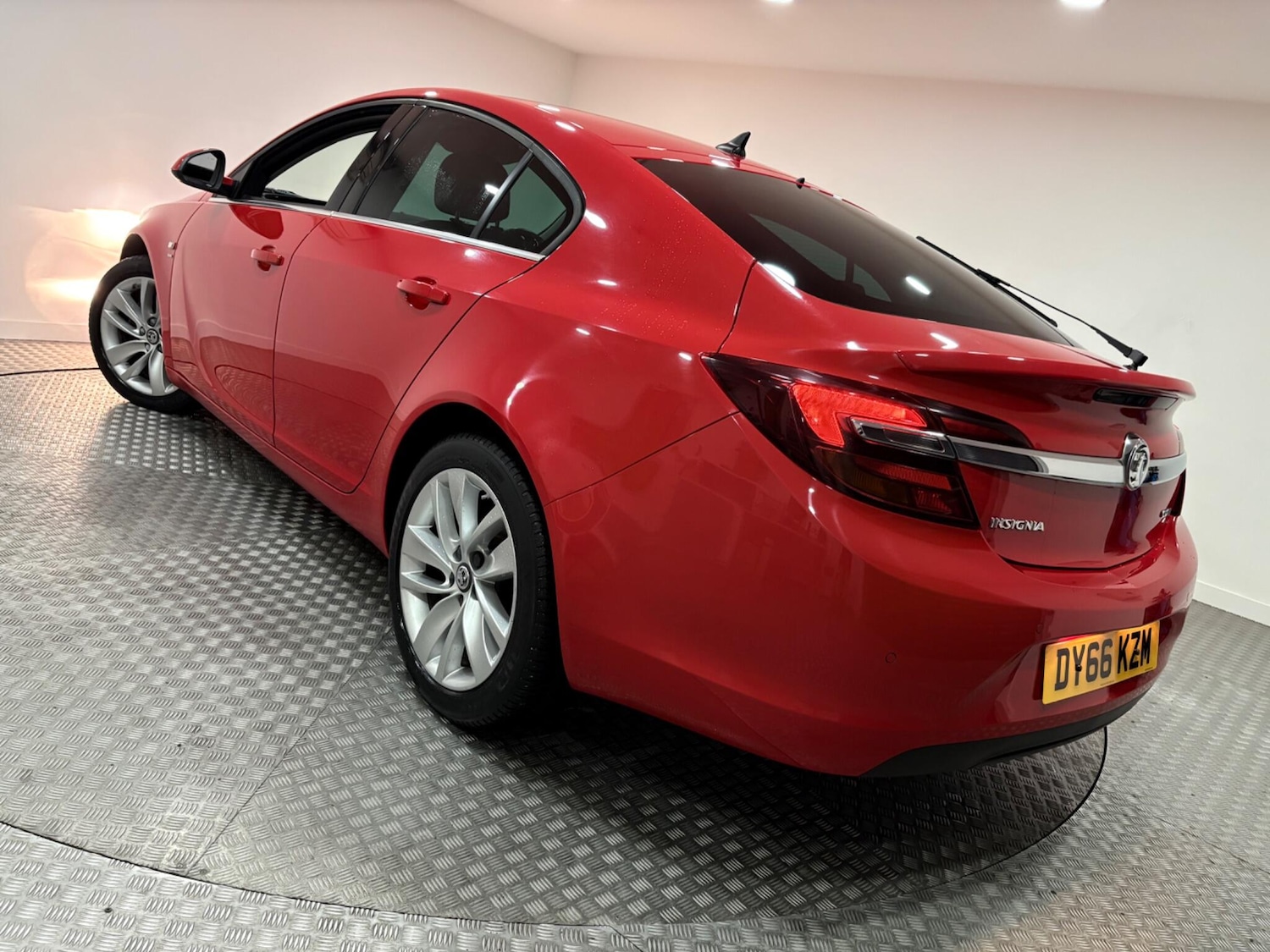 Used Vauxhall Insignia 2016 for sale - 76094658: Photo 42