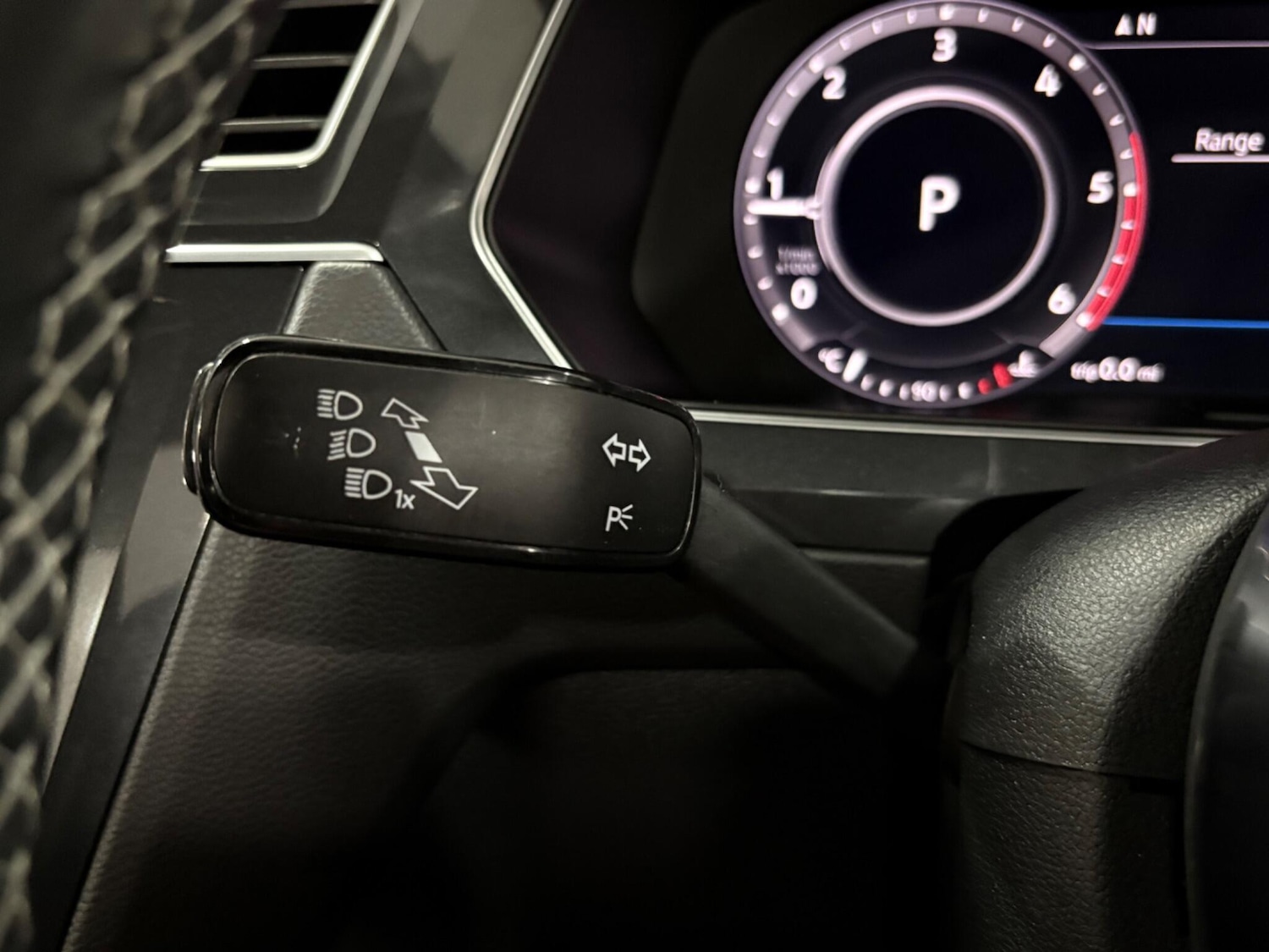 Used Volkswagen Tiguan 2018 for sale - 76397858: Photo 16