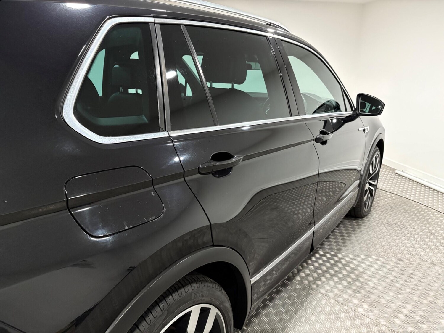 Used Volkswagen Tiguan 2018 for sale - 76397858: Photo 56