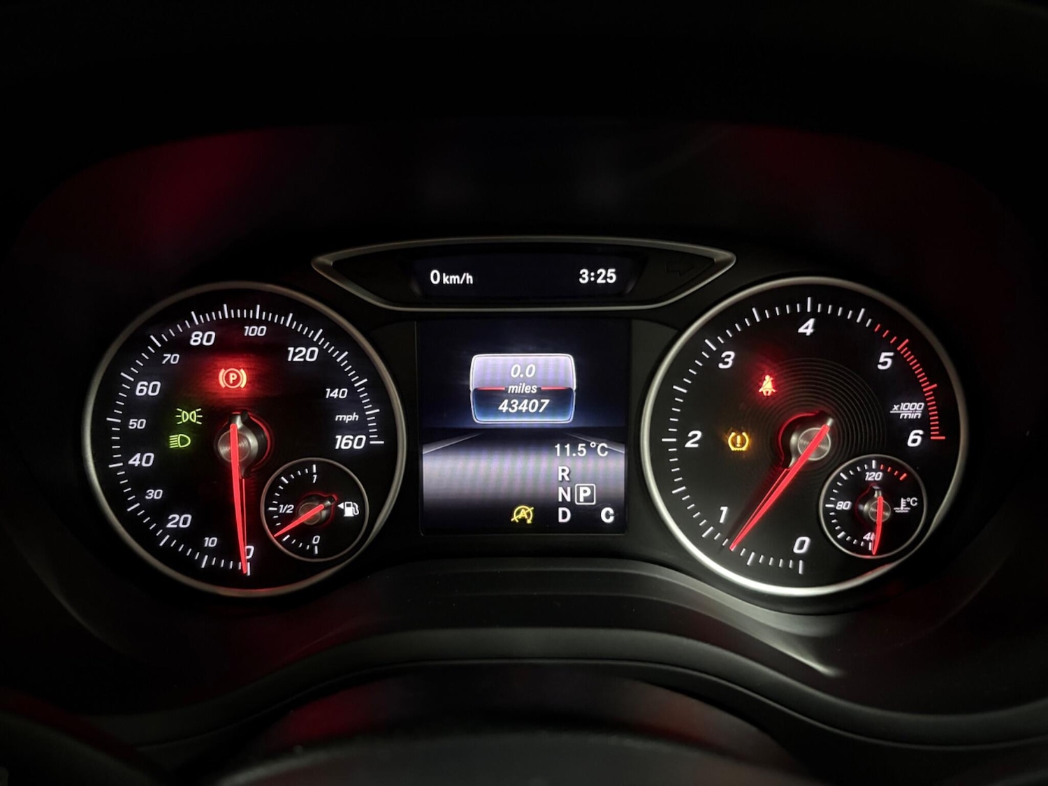 Used Mercedes-Benz B Class 2016 for sale - 77203923: Photo 17