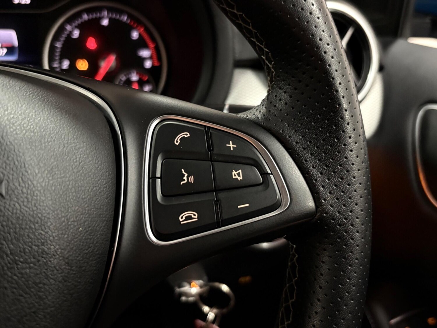 Used Mercedes-Benz B Class 2016 for sale - 77203923: Photo 18