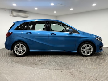 Used Mercedes-Benz B Class 2016 for sale - 77203923: Photo