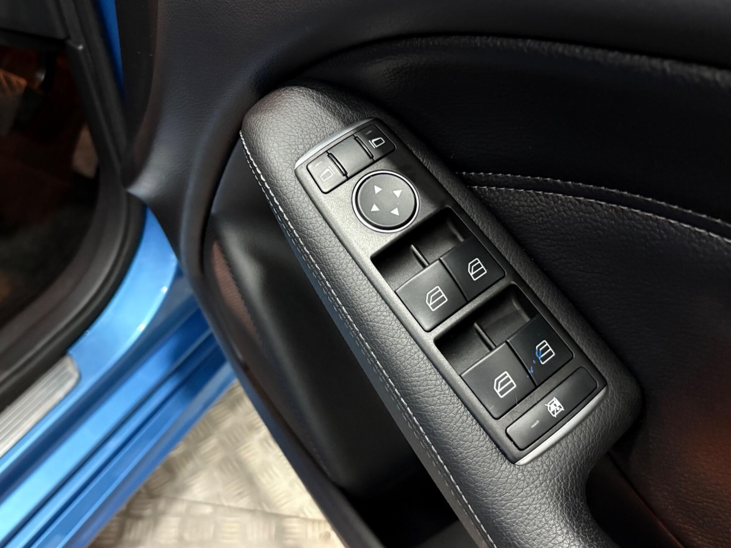 Used Mercedes-Benz B Class 2016 for sale - 77203923: Photo 36