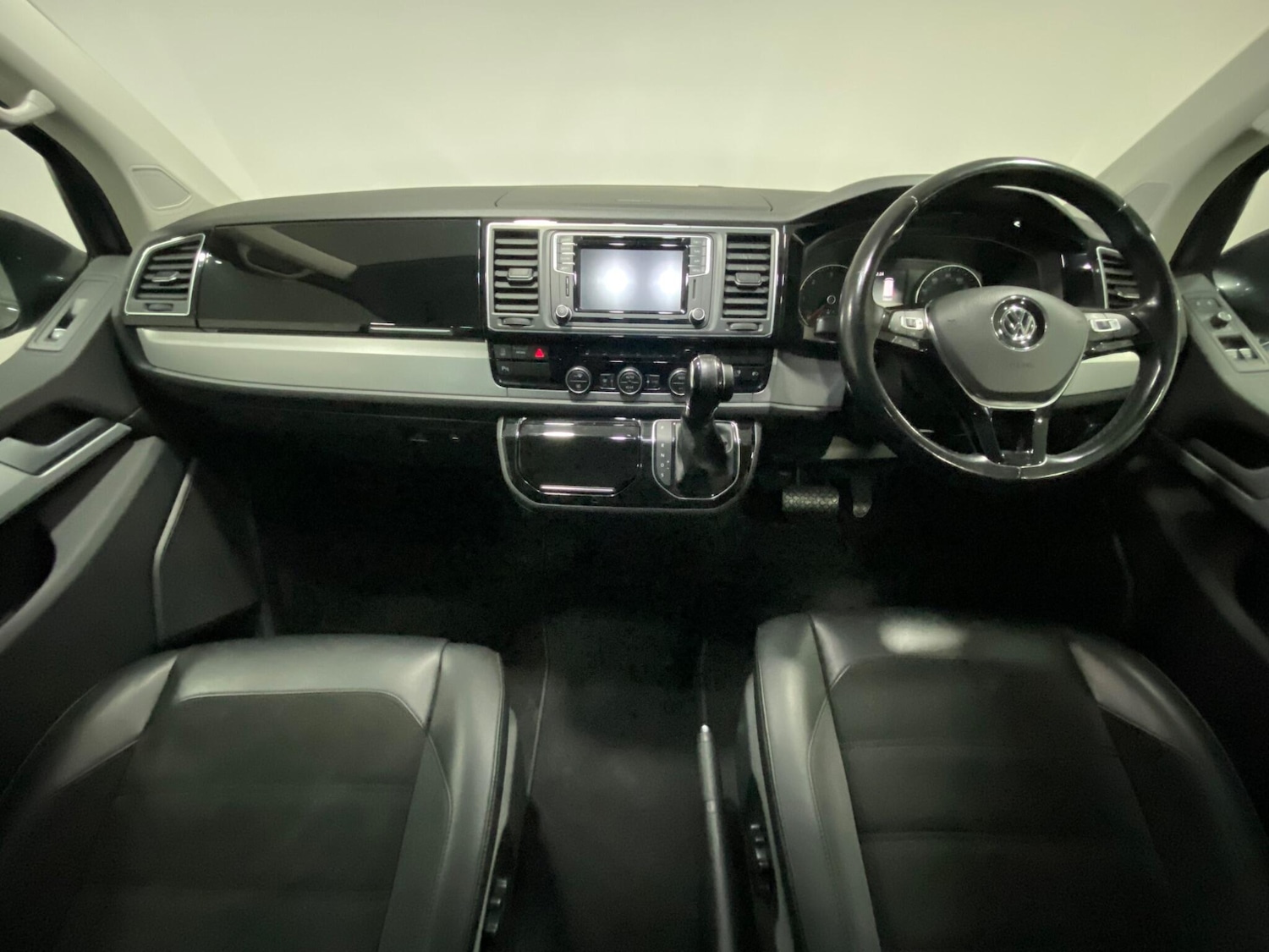 Used Volkswagen Caravelle 2019 for sale - 76398142: Photo 14