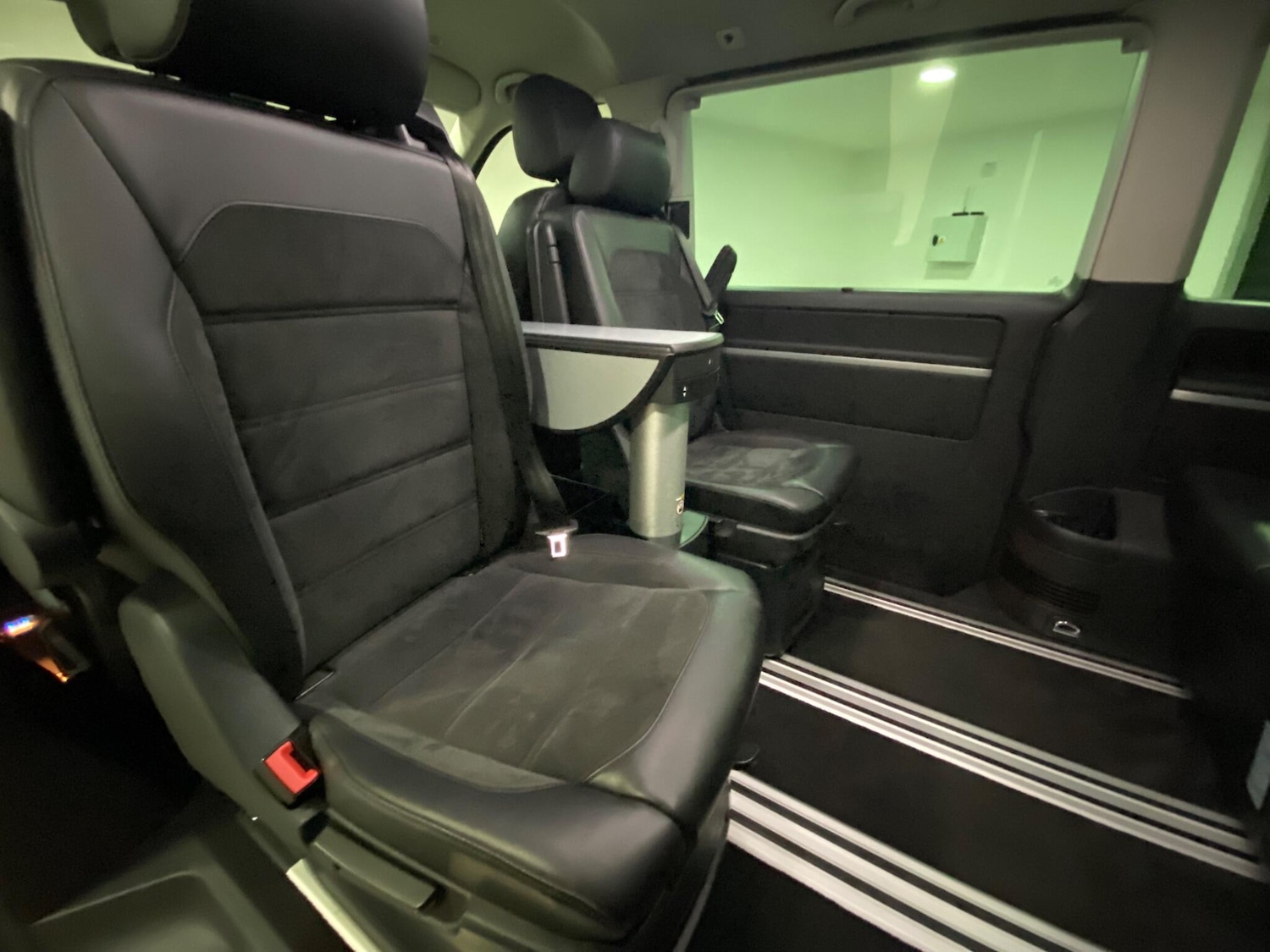 Used Volkswagen Caravelle 2019 for sale - 76398142: Photo 38