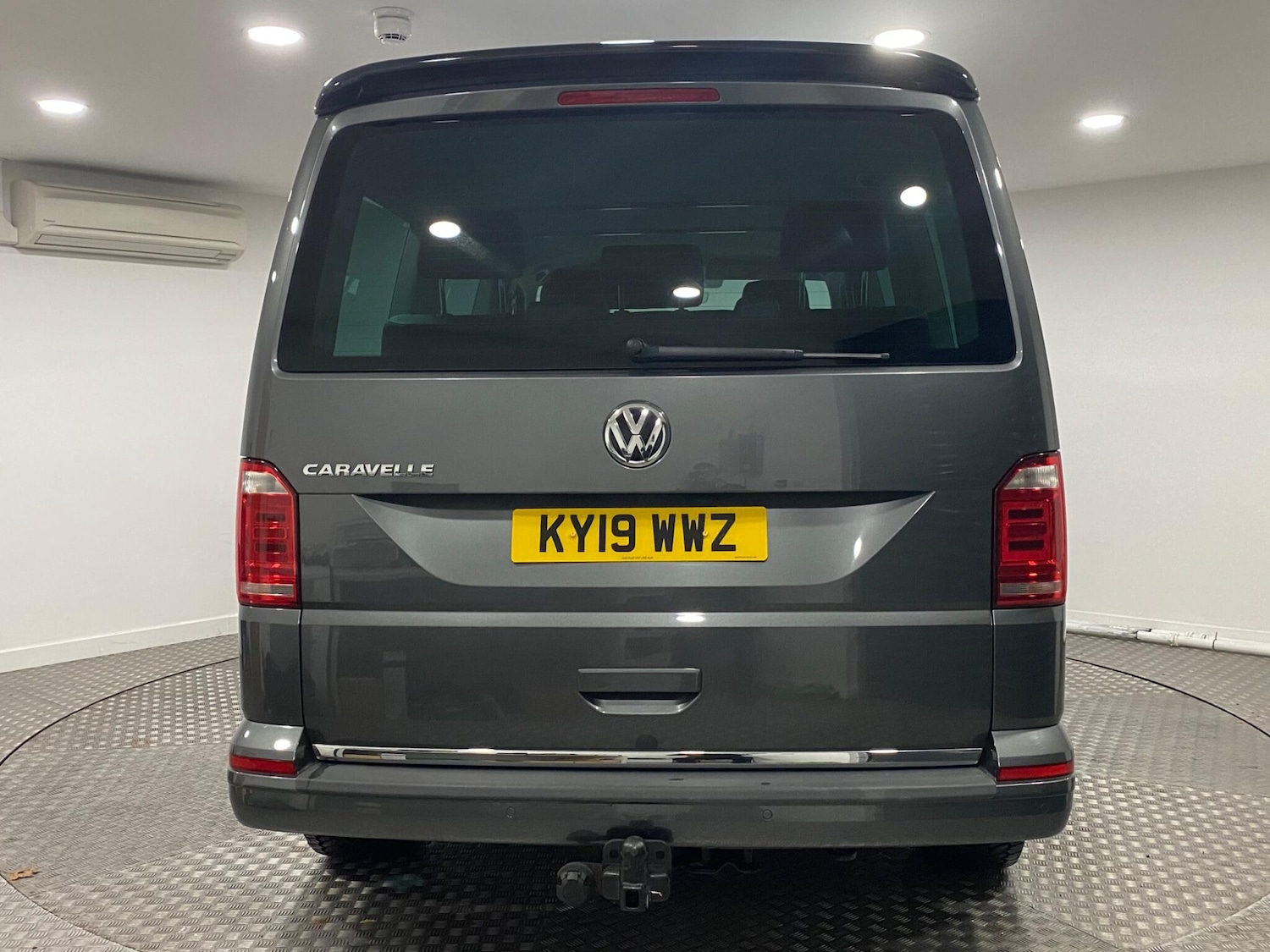 Used Volkswagen Caravelle 2019 for sale - 76398142: Photo 4